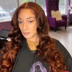 Meet your Posher, Sharon